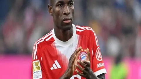 [NBA]里夫斯精准出手，三分线外一箭中的